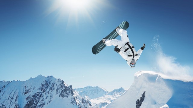 华拉度主场遭遇惨败，需调整状态，华拉度列